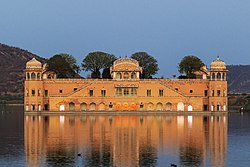 delhi-agra-jaipur-golden-triangle-tour-package