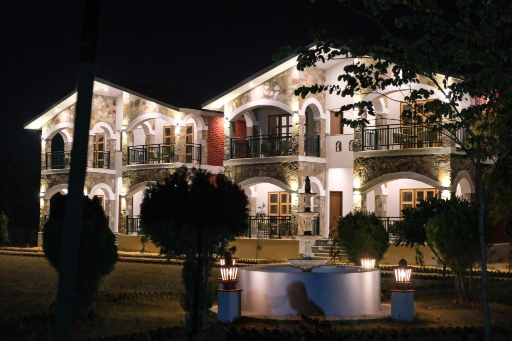 Outside view of Sariska Retreat